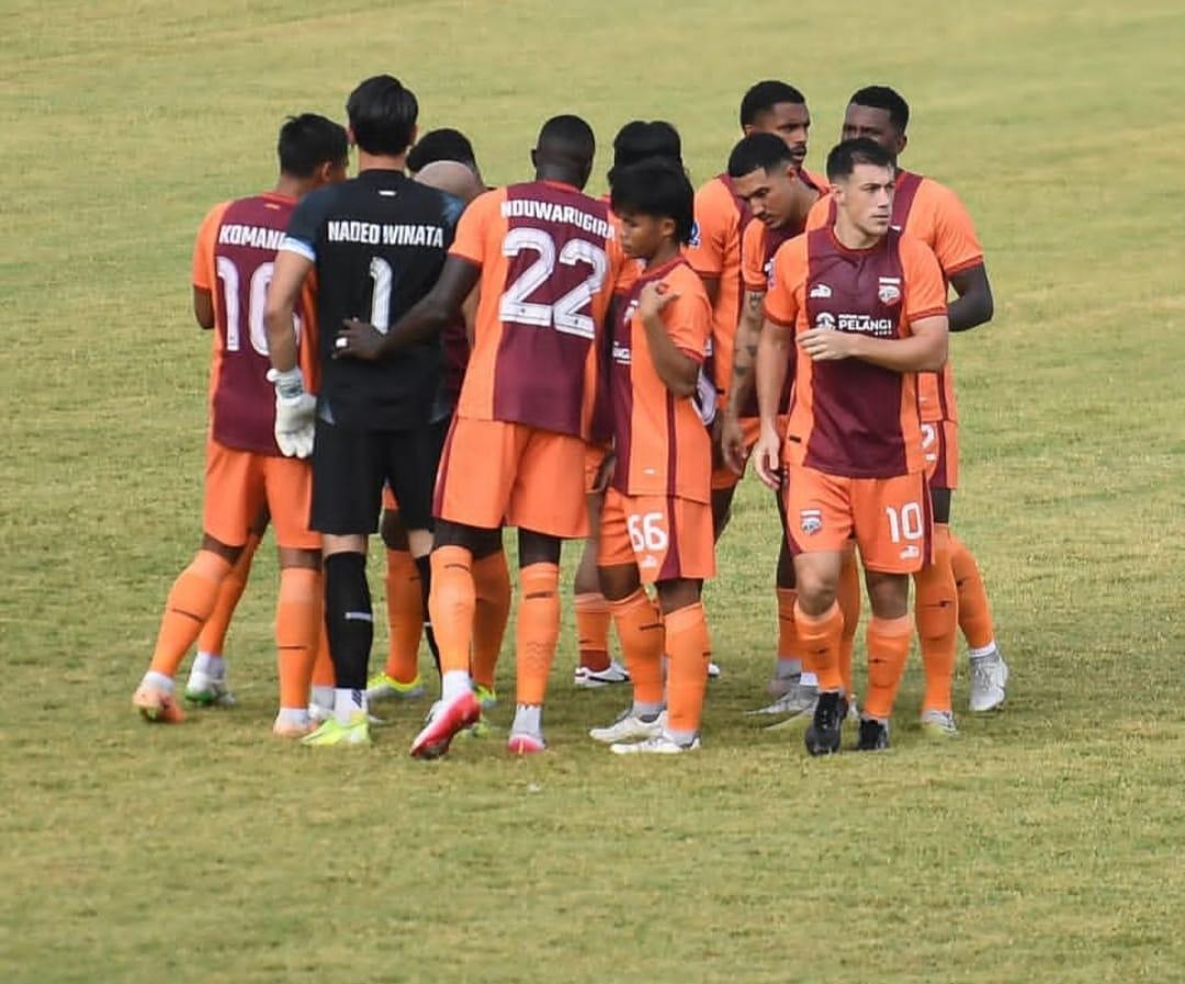 Winger Borneo FC, Mariano Ezequiel Peralta Bauer (nomor 10). (Balihotnews/Borneofc)
