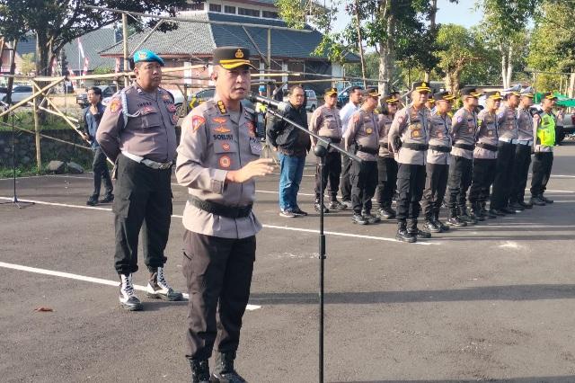 Apel kesiapan Bhakti Sosial peringatan Hari Kemerdekaan ke-80 Republik Indonesia di Besakih, Karangasem, pada 22–24 Agustus 2025. (balihotnews/ist)