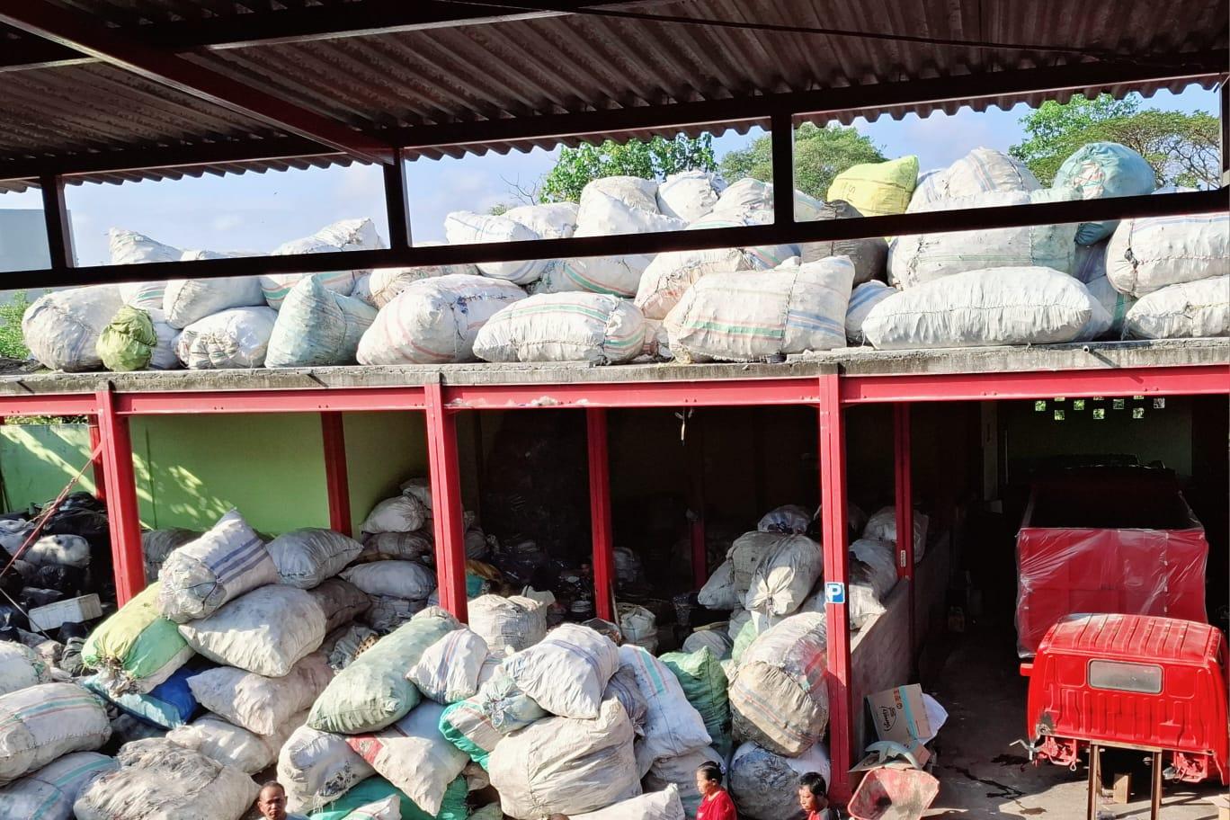 Sampah di TPS3R Desa Adat Seminyak. (balhotnews/rahma)