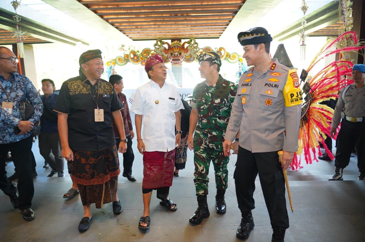 Pangdam IX/Udayana Mayjen TNI Piek Budyakto menghadiri pembukaan konferensi budaya internasional, CHANDI 2025, di Bali Beach Convention, Sanur Kaja, pada Rabu, (3/9/2025). (balihotnews/pendam)