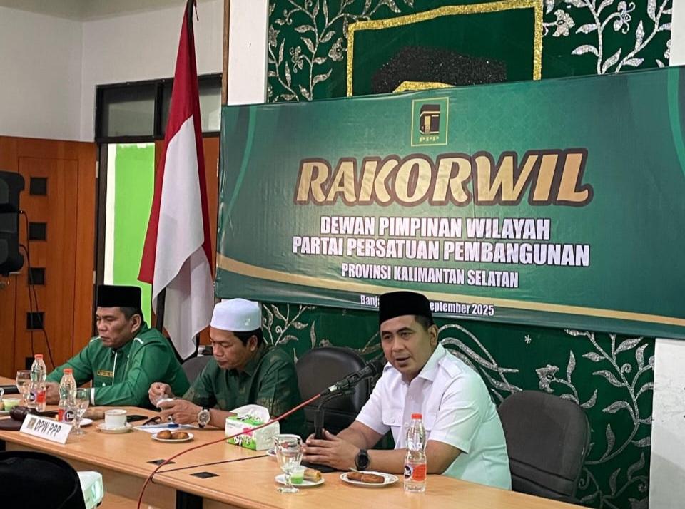 DPW, Pimpinan Majelis, Badan Otonom PPP dan DPC Se- Kalimantan Selatan Deklarasi dukungan H. Agus Suparmanto Ketua Umum PPP dan Taj Yasin Sekertaris Umum PPP Partai Kahbah dalam Muktamar ke X di Ancol, Jakarta, 27-29 September 2025. (balihotnews/ppp)