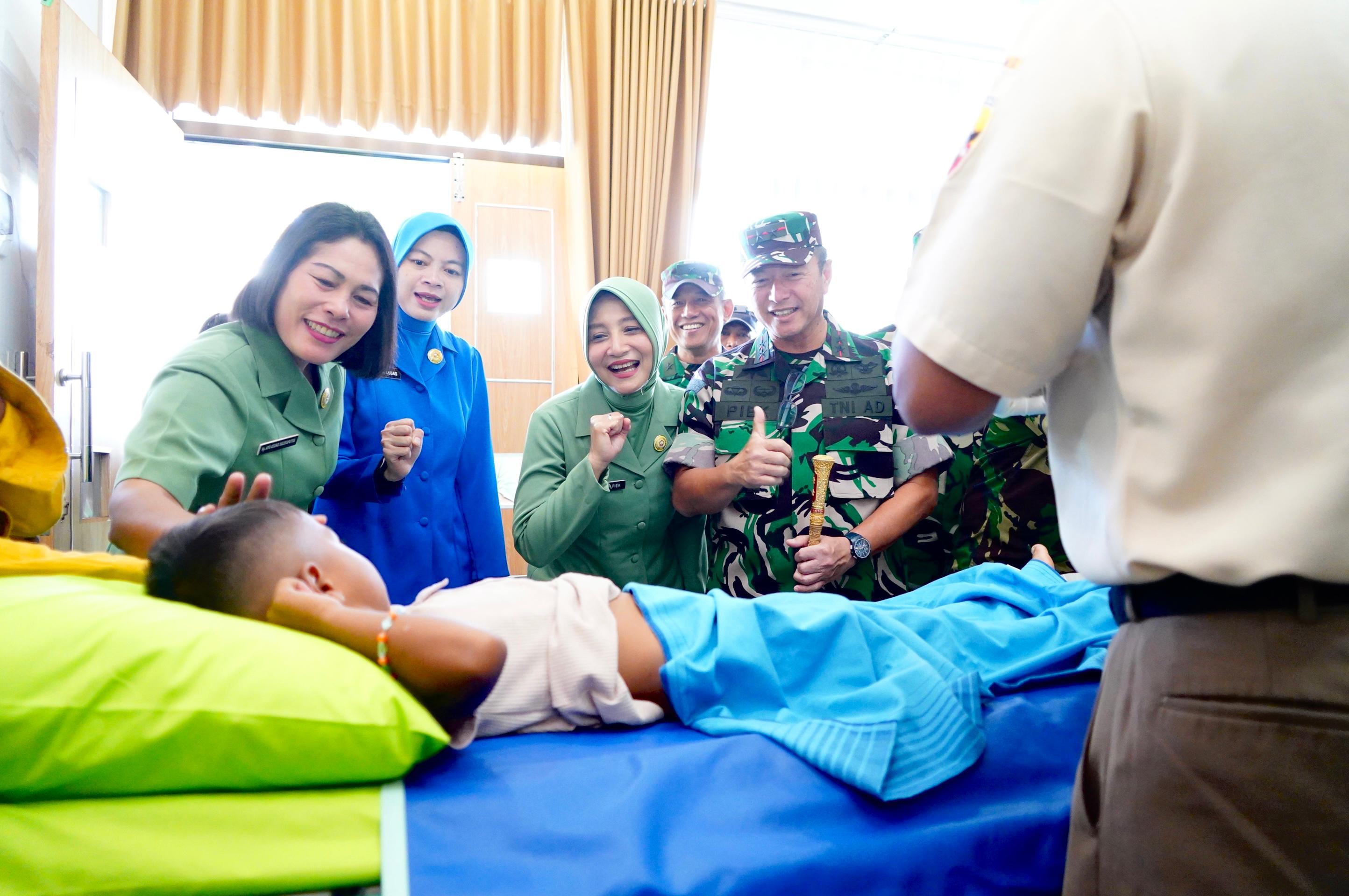 Kodam IX/Udayana menggelar Bakti Teritorial Prima pada Minggu (21/9/2025), dalam rangka HUT ke-80 Tentara Nasional Indonesia (TNI). (balihotnews/humaskodam)