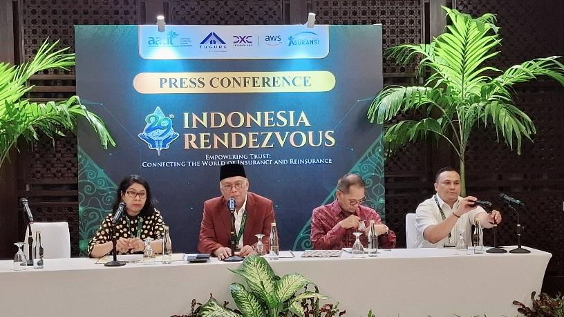 Konferensi Pers Indonesia Rendezvous (IR) ke-29 di Bali International Convention Centre (BICC), The Westin Resort Nusa Dua, Jumat (17/10/2025). (balihotnews/rahma).