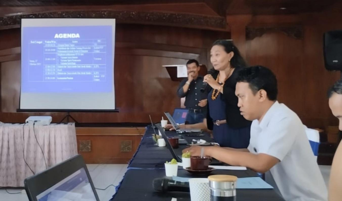 Ketua Yayasan Spirit Paramcitta, Putu Utami. (balihotnews/rahma)