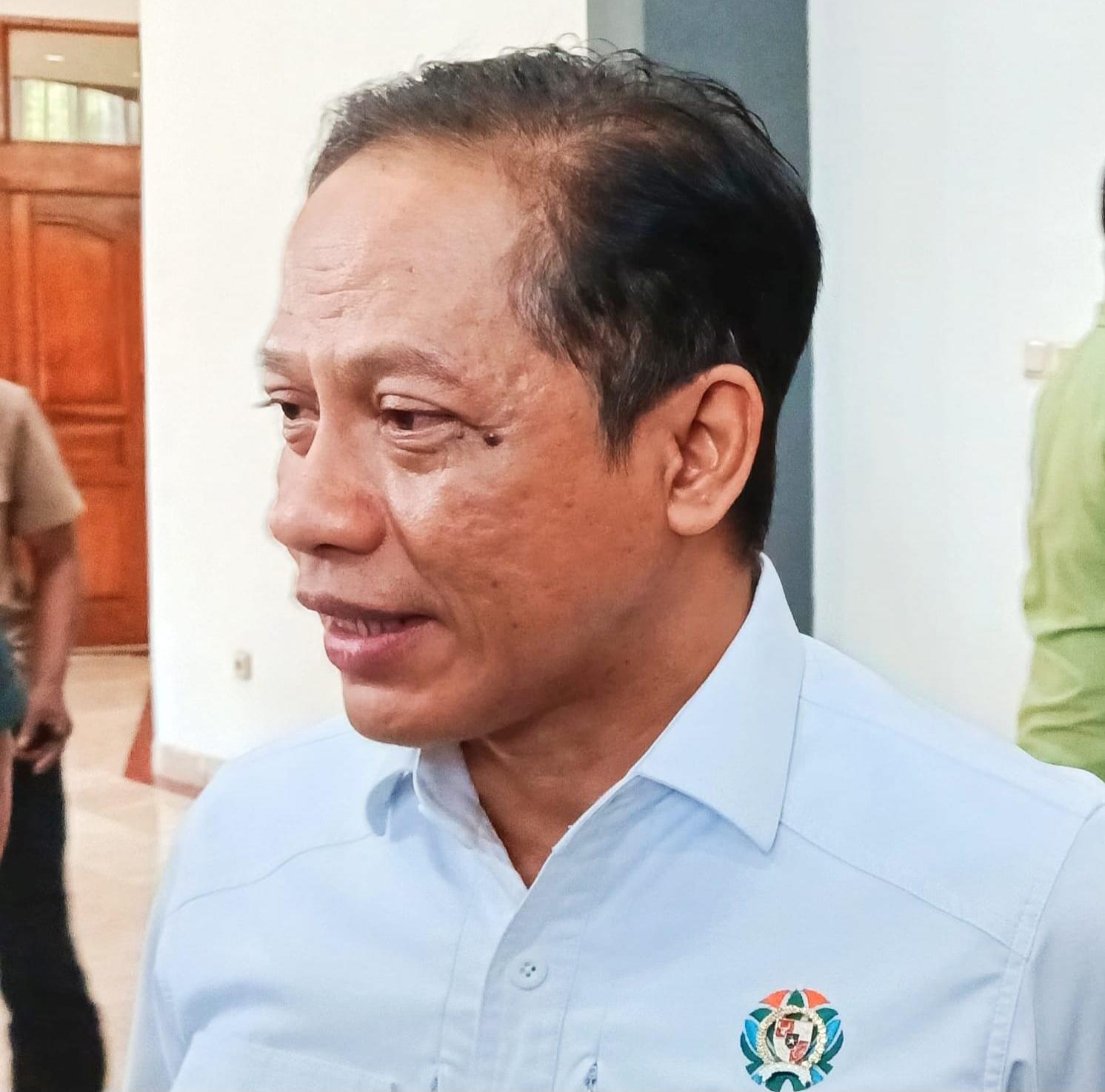 Menteri Lingkungan Hidup Hanif Faisol Nurofiq. (balihotnews/istimewa)