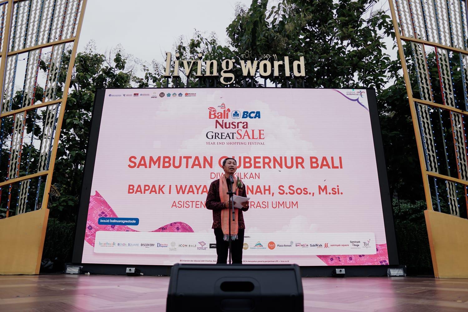 Rangkaian Bali Nusra Great Sale 2025 ditutup melalui Closing Ceremony di Living World Denpasar, Kamis (16/1/2026). (balihotnews/istimewa)