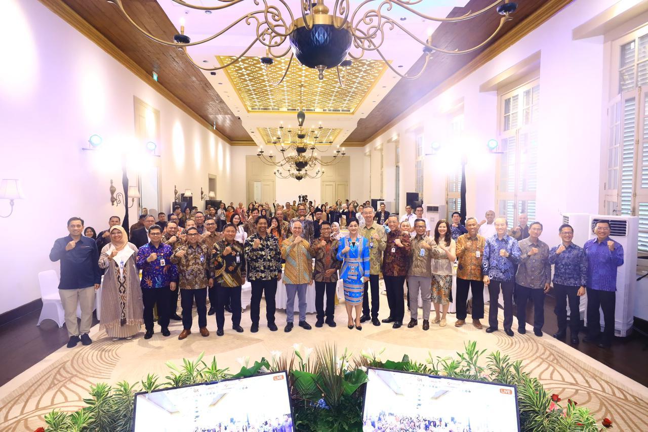 Pengembalian dana korban scam secara simbolis oleh Otoritas Jasa Keuangan (OJK) selaku koordinator Satgas PASTI dan IASC di Jakarta, Rabu (21/1/2026). (balihotnews/ojk) 