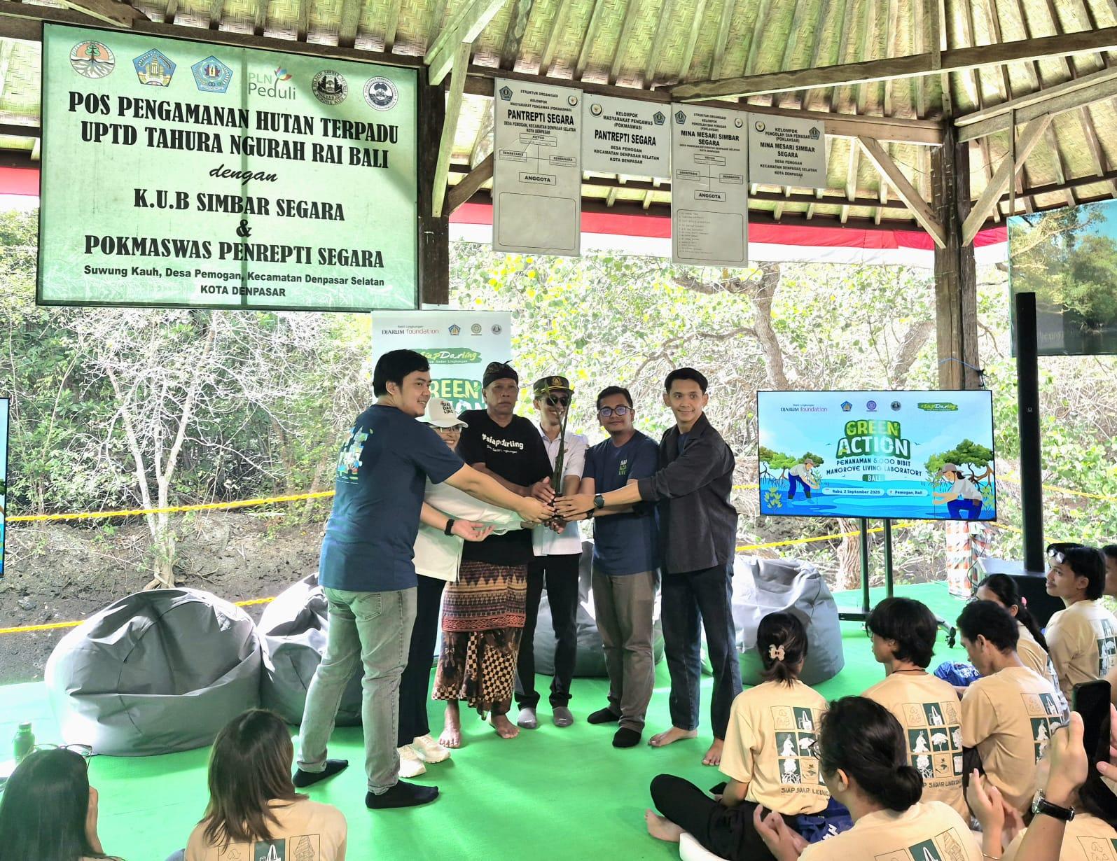 Suasana peresmian fasilitas Living Laboratory Mangrove oleh Bakti Lingkungan Djarum Foundation (BLDF) bersama Pemprov Bali dan Universitas Udayana di Tahura Ngurah Rai, Pemogan, Denpasar, Rabu (2/9/2026). (Balihotnews/red)