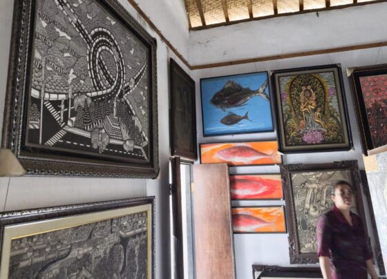 Foto: Seni lukis tradisional asal Desa Batuan, Gianyar, didorong mendapatkan status Indikasi Geografis (IG) dari Direktorat Jenderal Kekayaan Intelektual (DJKI). (Balihotnews/ist).