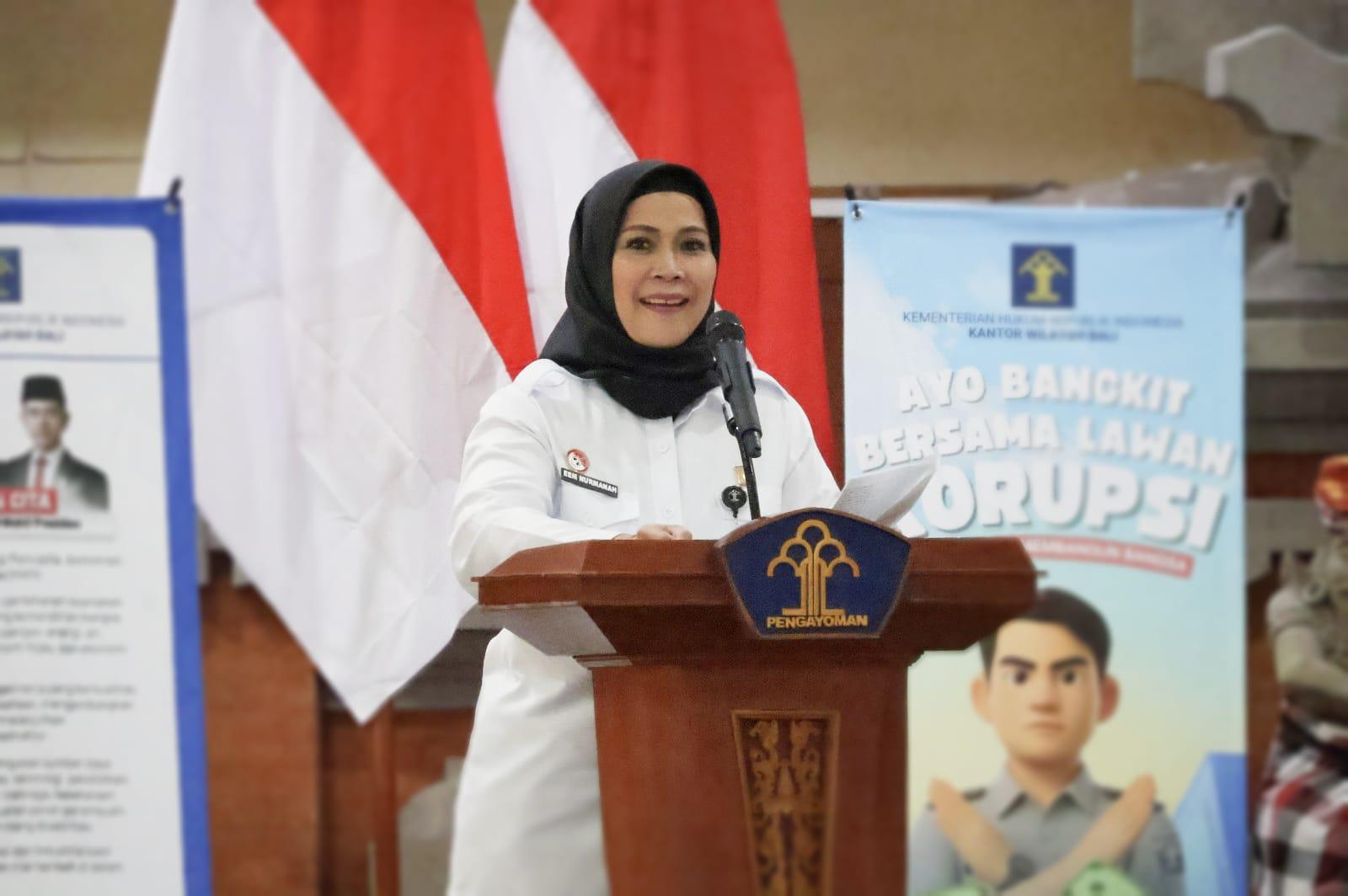 Kepala Kantor Wilayah Kementerian Hukum Bali, Eem Nurmanah. (Balihotnews/Ist)