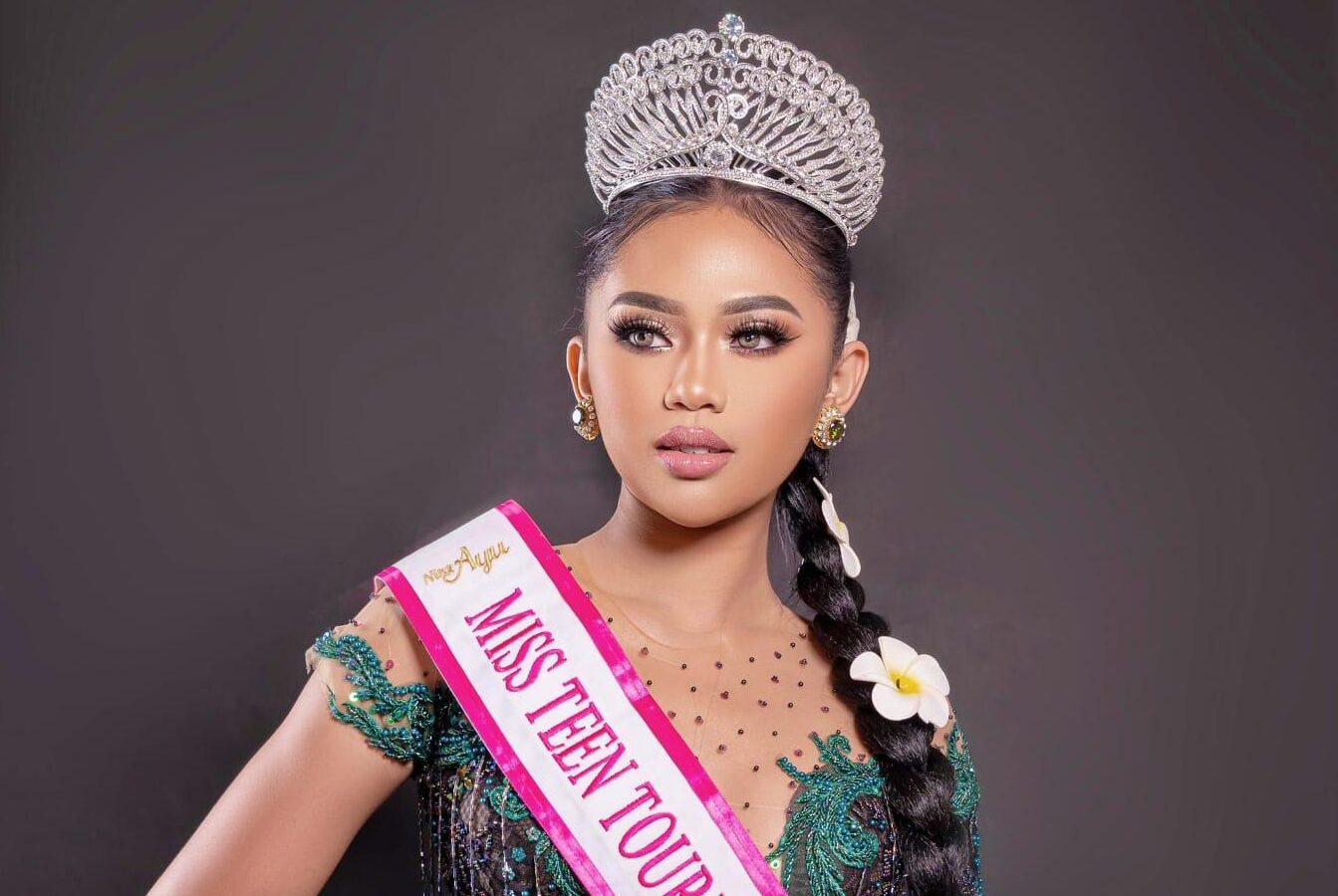 Foto: Miss Teen Tourism Indonesia 2025/Ning Ayu 2025 Niluh Putu Carla Greycia Meytria ditunjuk menjadi perwakilan Indonesia dalam kontes Miss Teen Tourism 2025. (Balihotnews/ist).