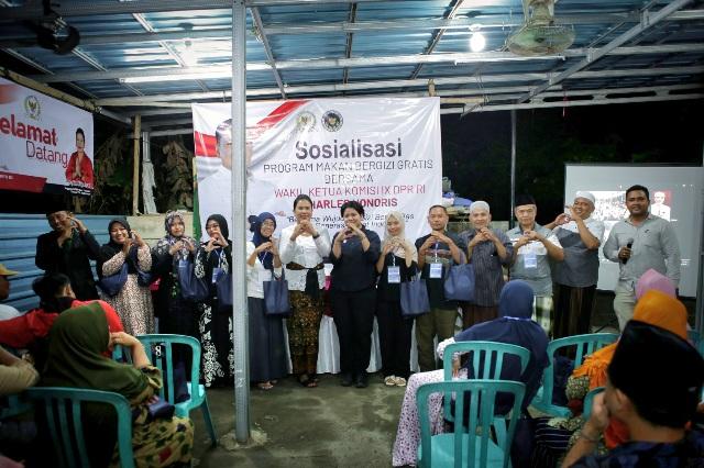 Sosialisasi Program Makan Bergizi Gratis (MBG) di Desa Abiantuwung, Kecamatan Kediri, pada Rabu (19/11/2025). (balihotnews/istimewa)