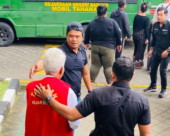 Mahkamah Agung Republik Indonesia menyatakan I Made Dharma, SH terbukti secara sah dan meyakinkan bersalah melakukan tindak pidana menggunakan surat palsu. (balihotnews/istimewa)