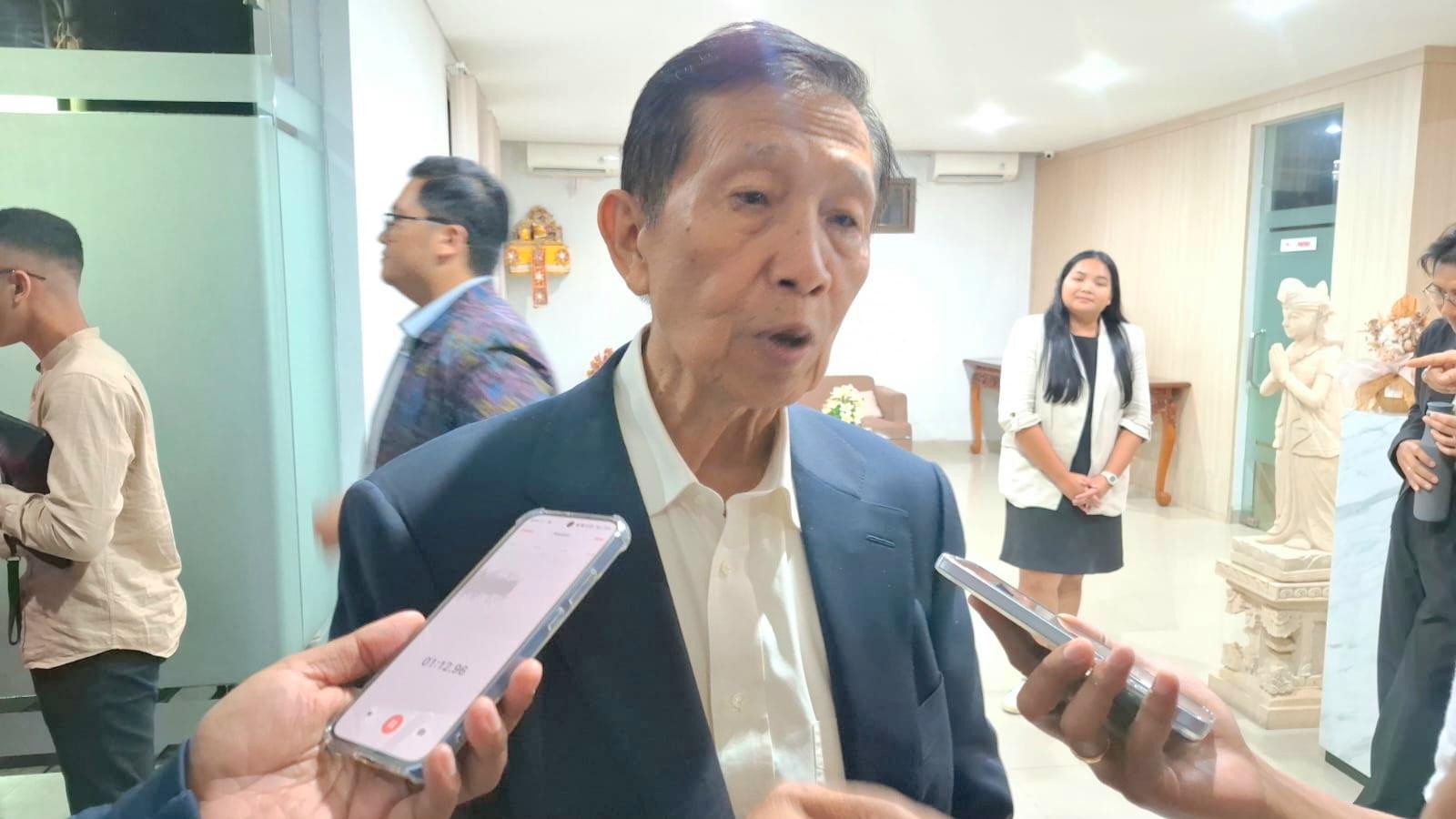 Mangku Pastika usul syarat masuk polisi minimal sarjana S1. (Balihotnews/tim)