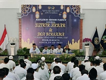 Lembaga Pemasyarakatan (Lapas) Kelas IIA Kerobokan menggelar refleksi akhir tahun lewat kegiatan dzikir akbar dan doa bersama. (balihotnews/istimewa)