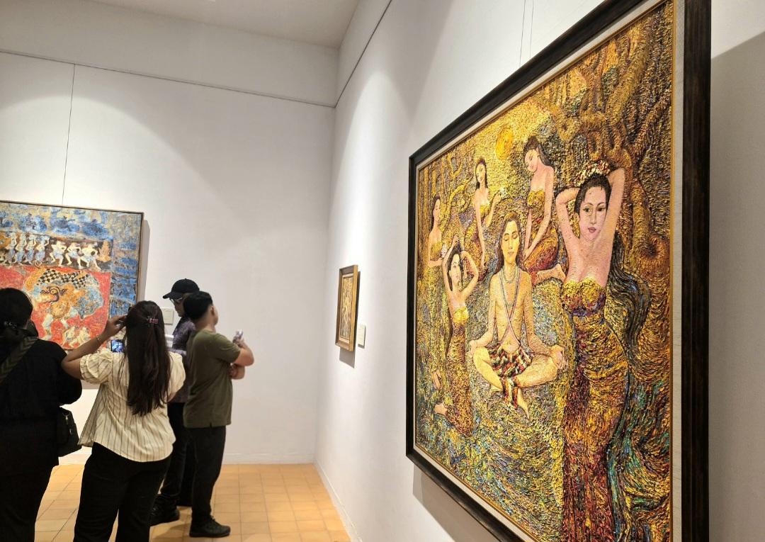 Pameran seni rupa bertajuk "Tutur Ayu" karya kelompok seniman Soko Guru resmi dibuka di Griya Santrian Art Gallery, Sanur, Denpasar, Jumat (6/3/2026). Pameran ini akan berlangsung hingga 30 April 2026. (Balihotnews/dre)