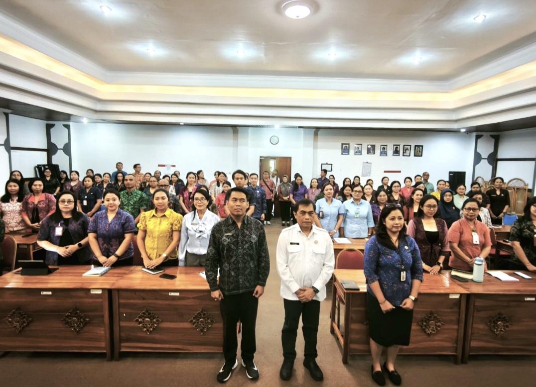 Ratusan konselor menghadiri Pertemuan Koordinasi Konselor HIV/AIDS di UPTD Bapelkesmas Provinsi Bali, Denpasar, Selasa (2/6/2026). (Balihotnews/Istimewa)